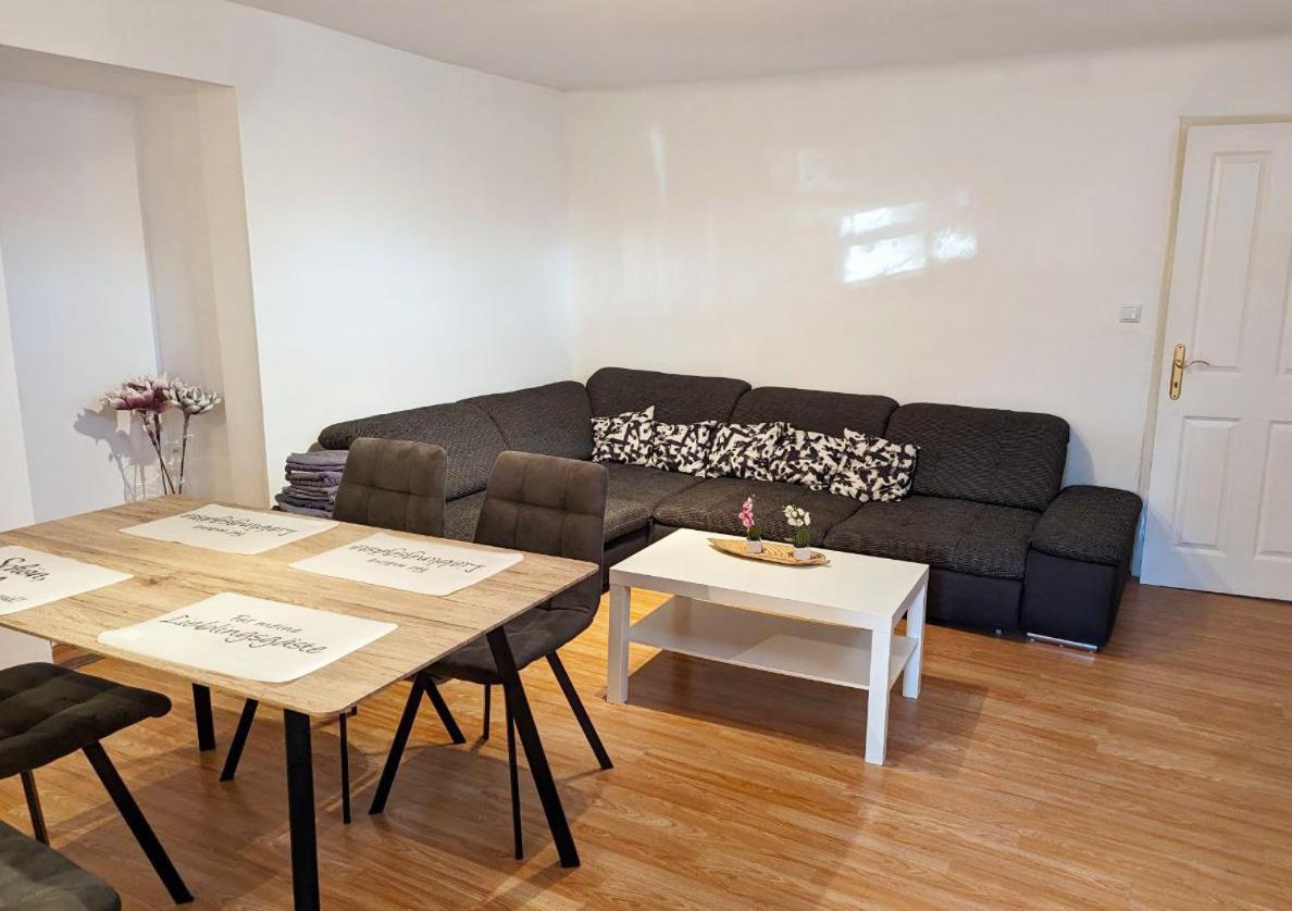 וינה Close To Schoenbrunn Apartments - Contactless 24H Check-In מראה חיצוני תמונה